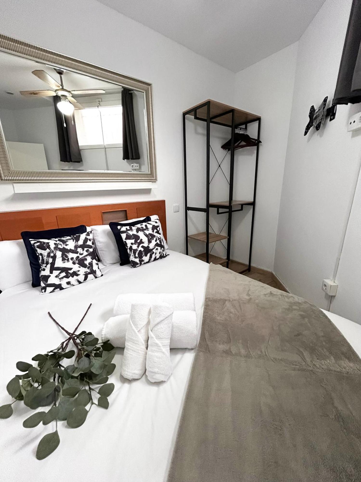 Ferienwohnung Charming Rio Manzanares Madrid Exterior foto